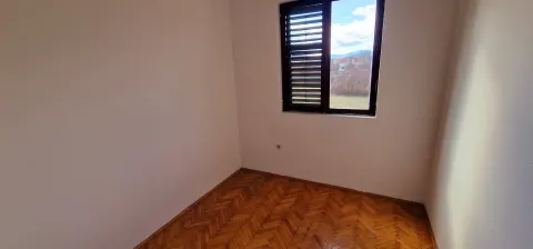 Kuća sa tri stana - Tasovčići (Čapljina)