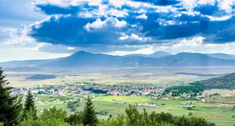 Kupres - Zemljište od 50.000m2 na odličnoj lokaciji
