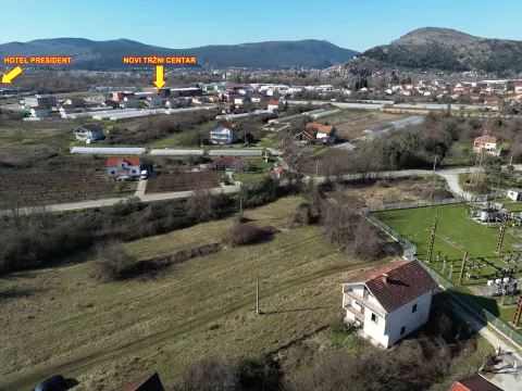 Kuća sa tri stana - Tasovčići (Čapljina)