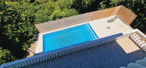 Predivna kuća sa bazenom i panoramskim pogledom na Stolac, u blizini starog grada Vidoški