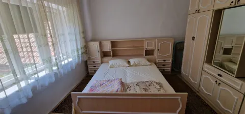 Prestižna lokacija u srcu grada - zemljište sa objektima i garažom