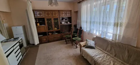 Prestižna lokacija u srcu grada - zemljište sa objektima i garažom