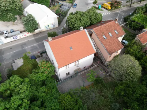 Rijetka prilika za poslovno-stambeni prosperitet na atraktivnoj lokaciji, ulica Maršala Tita.
