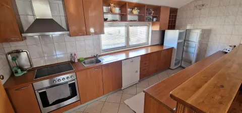 Komforan stan - centar grada 8