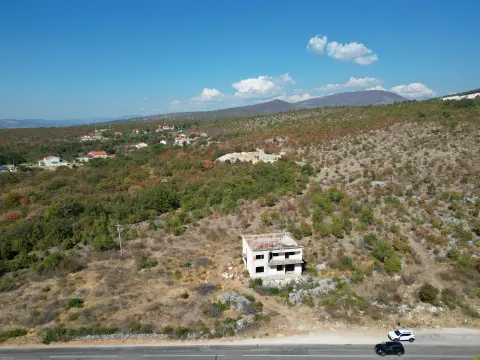 Investicijska prilika - panoramski pogled i odlična lokacija 6