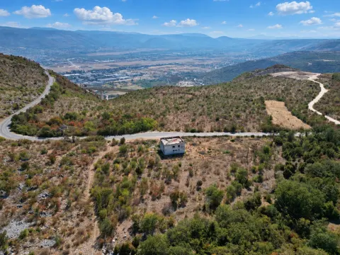 Investicijska prilika - panoramski pogled i odlična lokacija 1
