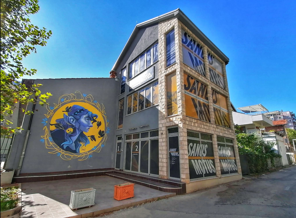 Prilika za investiciju - Poslovni prostor na tri etaže