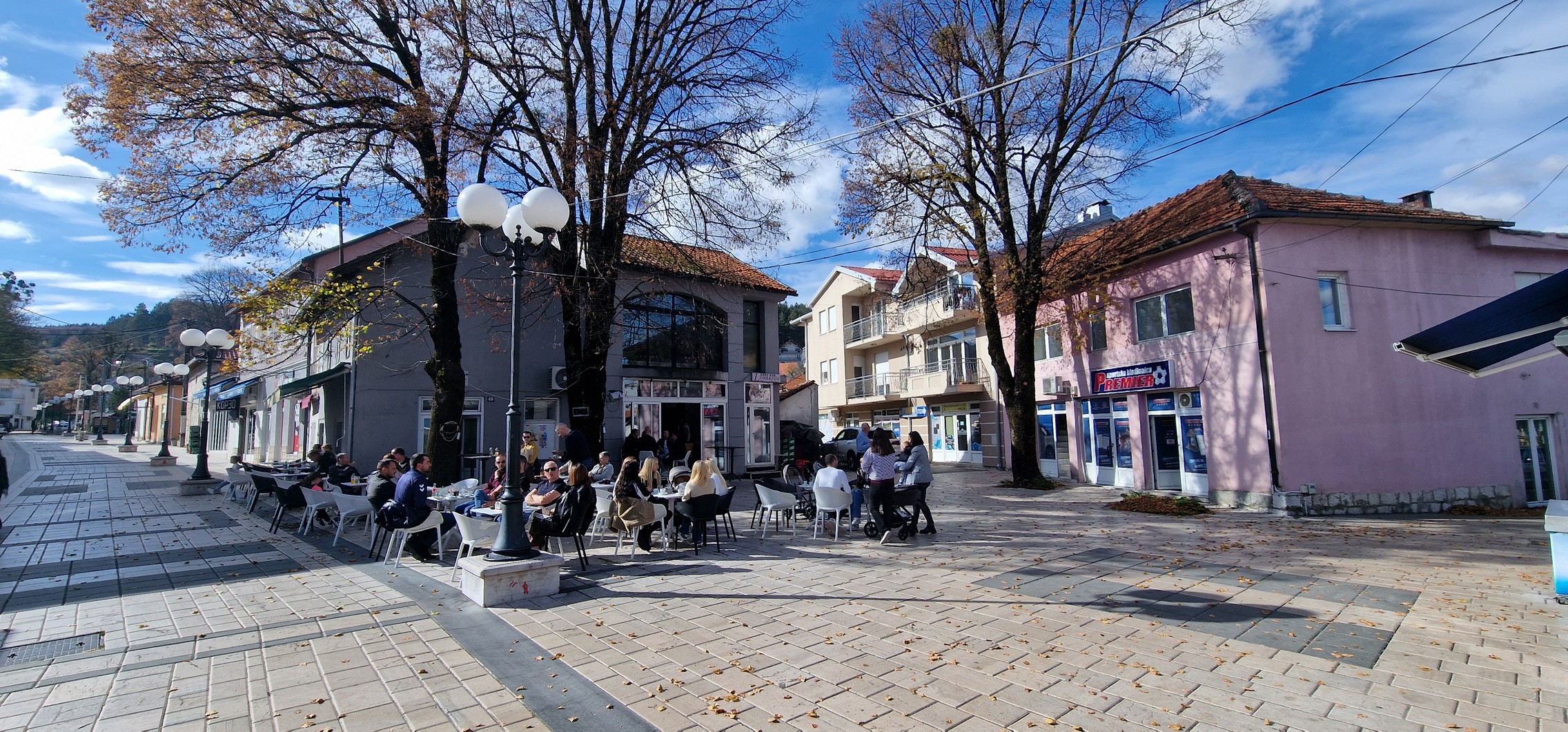 Stambeno poslovni objekat - Nevesinje